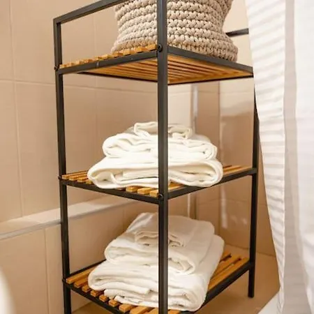 #t33 Chic 2br In The Centre Of Apartment *